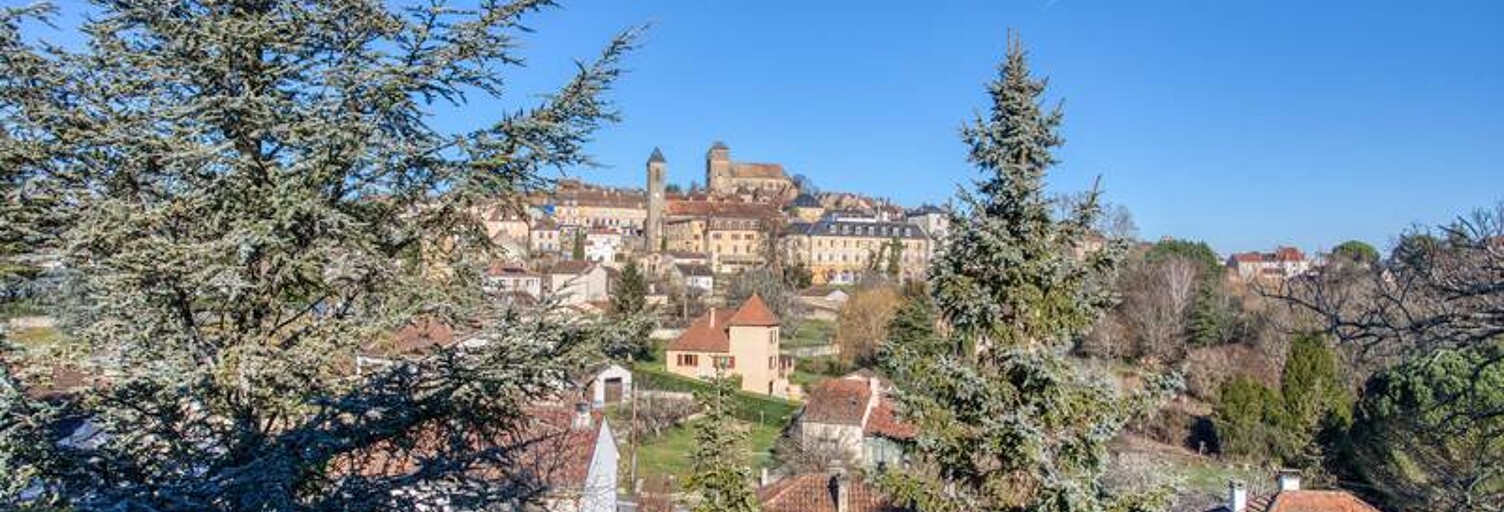 Maison 6 Pièces 97 m² à vendre à Gourdon (46300)