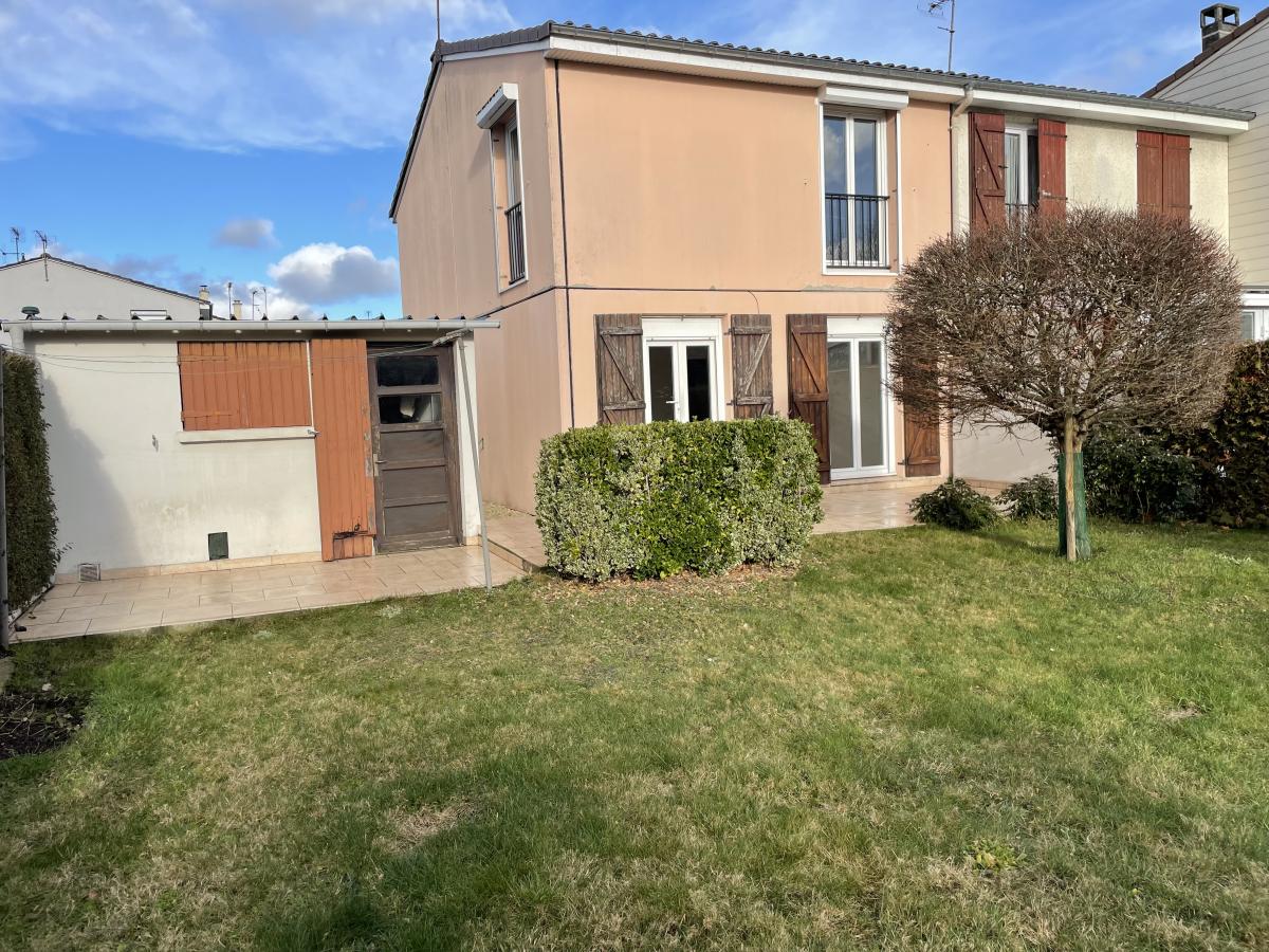 Villa / Maison  T5 à vendre Reims 51100