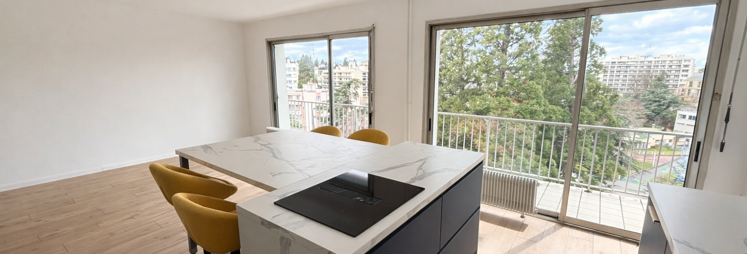 Appartement 5 Pièces 117 m² à louer à Saint-Étienne (42100)