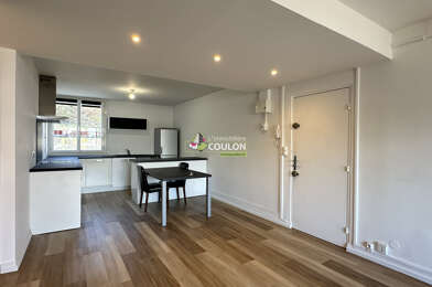 Appartement 3 pièces 730 €