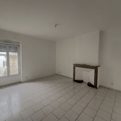 Appartement 3 pièces 585 €