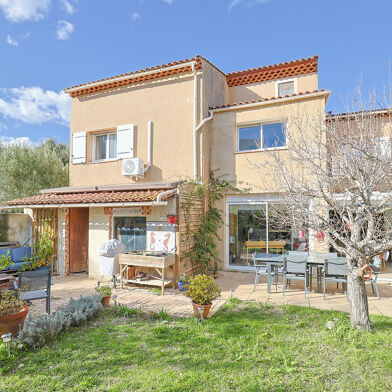 Maison 4 pièces 475000 €