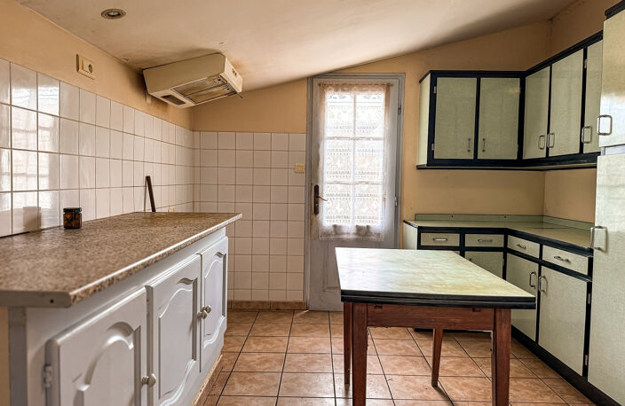 Maison et garage en lotissement calme — photo 5