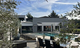 Maison 8 Pièces 350 m² à vendre à Saint-Cyr-au-Mont-d'Or (69450)