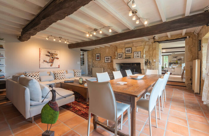 MAISON EN PIERRE - 250 M2 - 4 CH - 1.2 HA - CALME — photo 3