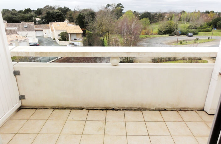 VAUX PROCHE OCÉAN APPARTEMENT PLUS GARAGE AU PRIX DE 262 500 — photo 5