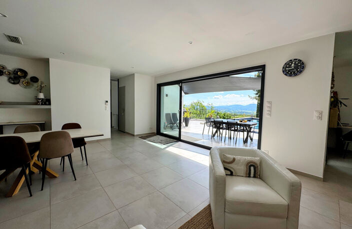 A VENDRE VILLA 6 pièces CONTEMPORAINE RECENTE — photo 2