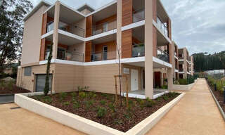 Garage  14 m² à louer à Pierrefeu-du-Var (83390)