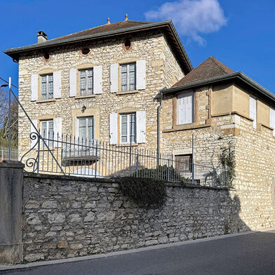 Maison 7 pièces 349900 €