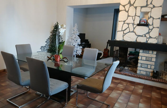 A VENDRE - MAISON ST SYMPHORIEN — photo 5