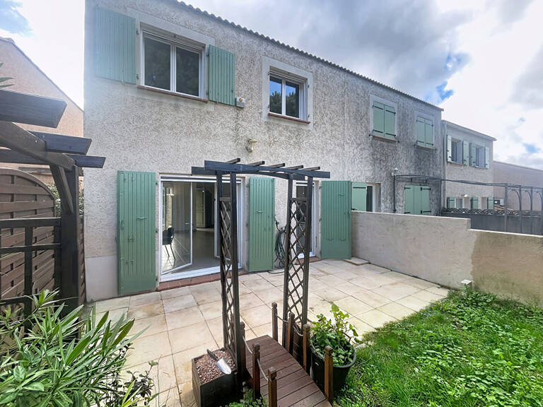 A VENDRE MAISON T4 4 PIECES  TERRASSE JARDIN GARAGE 13015 MARSEILLE LA VISTE — photo 1