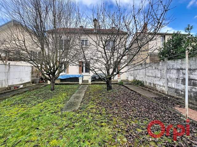 Maison BELLERIVE SUR ALLIER - Terrain clos - Garage - Balcons - — photo du bien