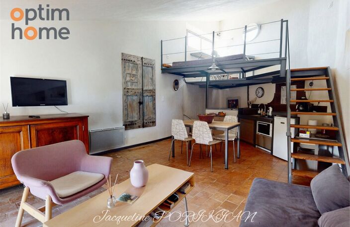 CHarlant T2 en duplex au coeur de  LOURMARIN (84)- authenticité et charmeC — photo 2