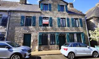 Maison 10 Pièces 252 m² à vendre à Rostrenen (22110)