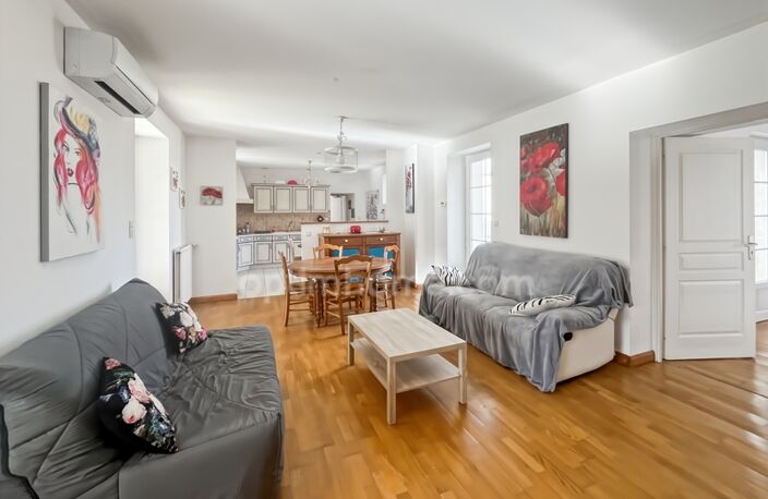 MAISON EN PIERRE RENOVEE 133M² 4 pièces MONTREAL (32) — photo 4