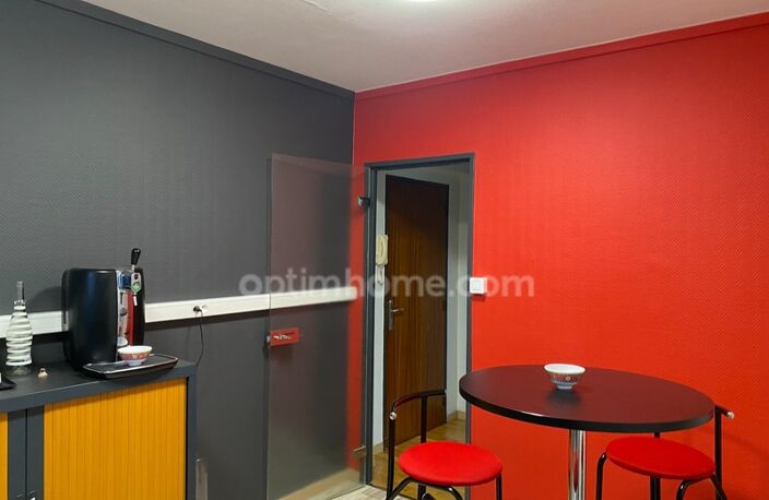 Local/bureau à vendre LAON (02) — photo 2
