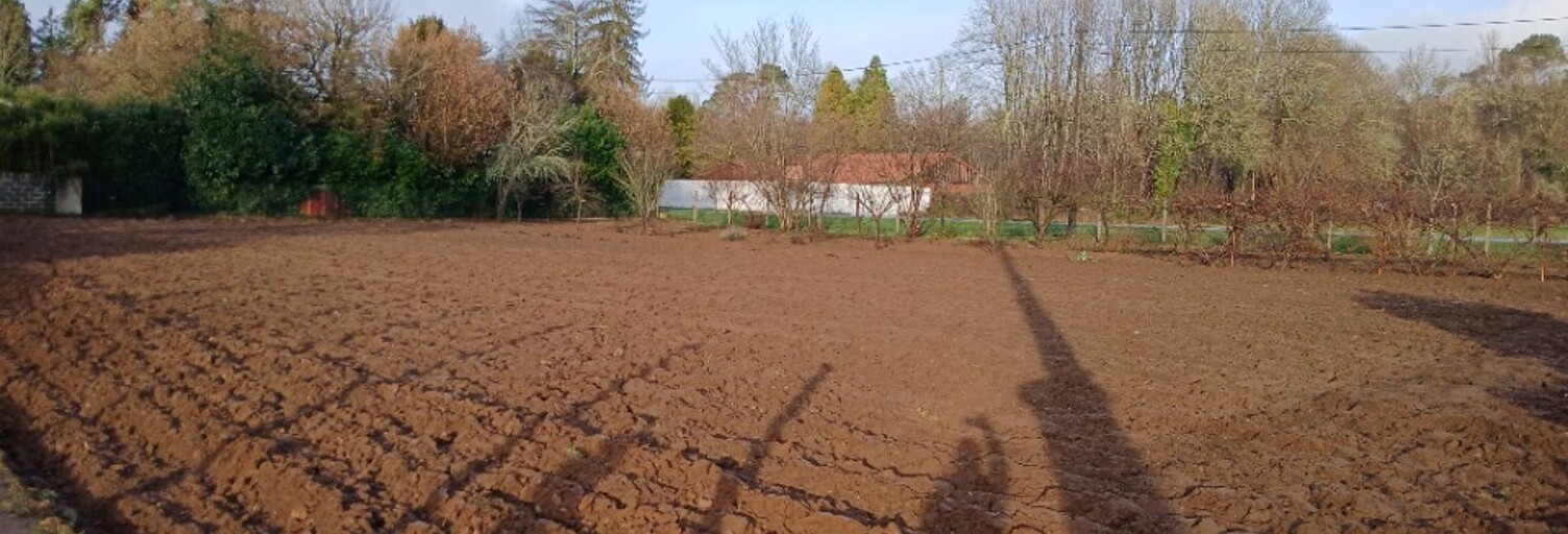 Terrain  1308 m² à vendre à Antonne-et-Trigonant (24420)