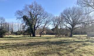 Terrain  600 m² à vendre à Léognan (33850)