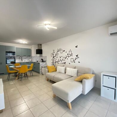 Appartement 2 pièces 765 €