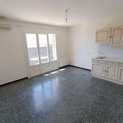Appartement 1 pièces 677 €