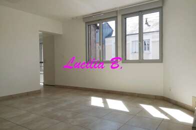 Appartement 5 pièces 1000 €