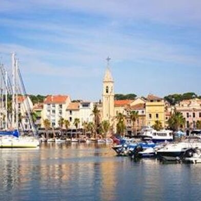 Commerce  127200 €