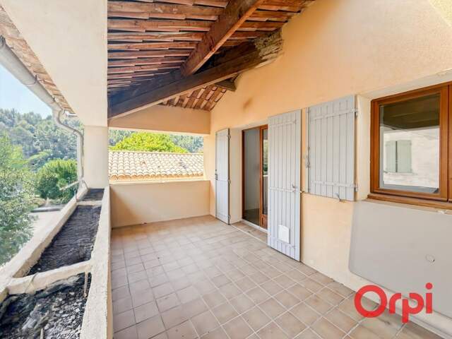 À VENDRE- MAISON T5 -TERRASSE -CAVE — photo du bien