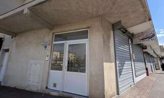 Commerce 10 Pièces 212 m² à vendre à Port-de-Bouc (13110)