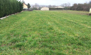 Terrain  833 m² à vendre à Fontcouverte (17100)