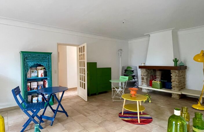 SAINT-SATURNIN-LÈS-APT – Propriété d’exception au cœur du Luberon, piscine et tennis privé Terrain de 5800 m² — photo 4