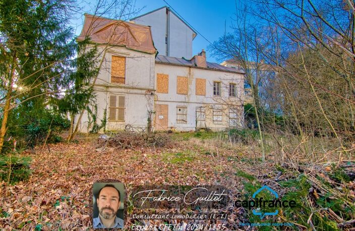 Doubs (25), à vendre Besançon, maison de 320 m2 + terrain de 2190 m2 — photo 2