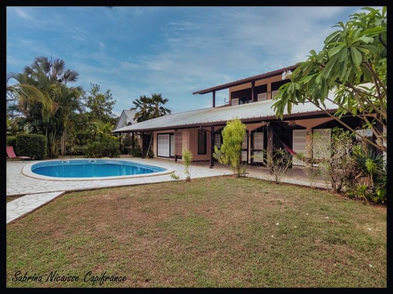 Villa d’architecte en briques de Guyane – volumes rares, piscine, jardin 1 141 m² – Kourou Lac Bois Chaudat — photo 1