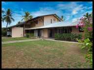 Villa d’architecte en briques de Guyane – volumes rares, piscine, jardin 1 141 m² – Kourou Lac Bois Chaudat — photo 4