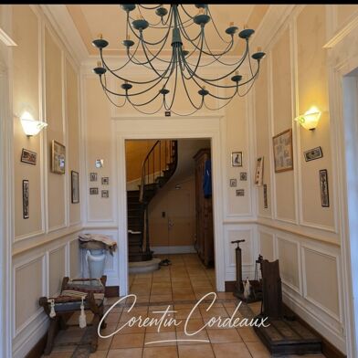 Maison 10 pièces 599000 €