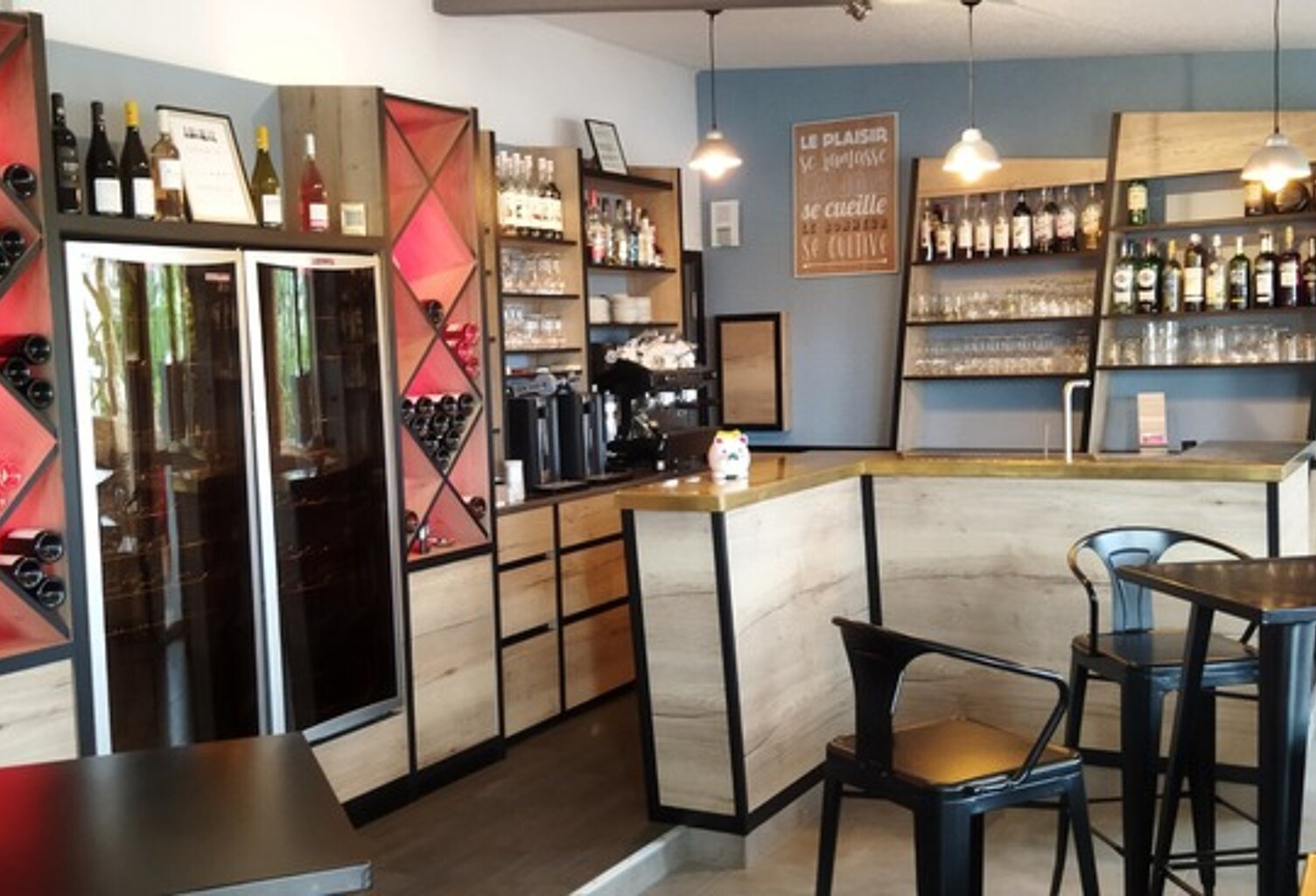 Restaurant + murs à vendre aux portes de VICHY (03) — photo 1