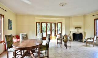 Maison 8 Pièces 189 m² à vendre à Antony (92160)