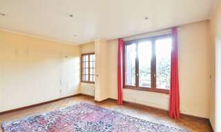 Maison 8 Pièces 189 m² à vendre à Antony (92160)