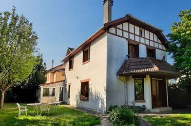 Maison 8 pièces 630000 €