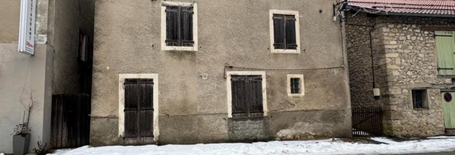 Maison 11 Pièces 257 m² à vendre à Saint-Julien-en-Beauchêne (05140)