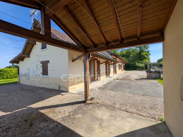 Maison à vendre 8 pièces proche de BLETTERANS (39) — photo 1