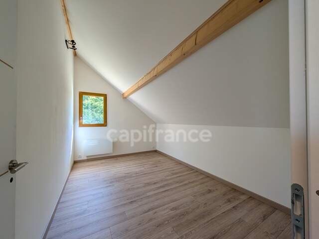 Maison à vendre 8 pièces proche de BLETTERANS (39) — photo du bien