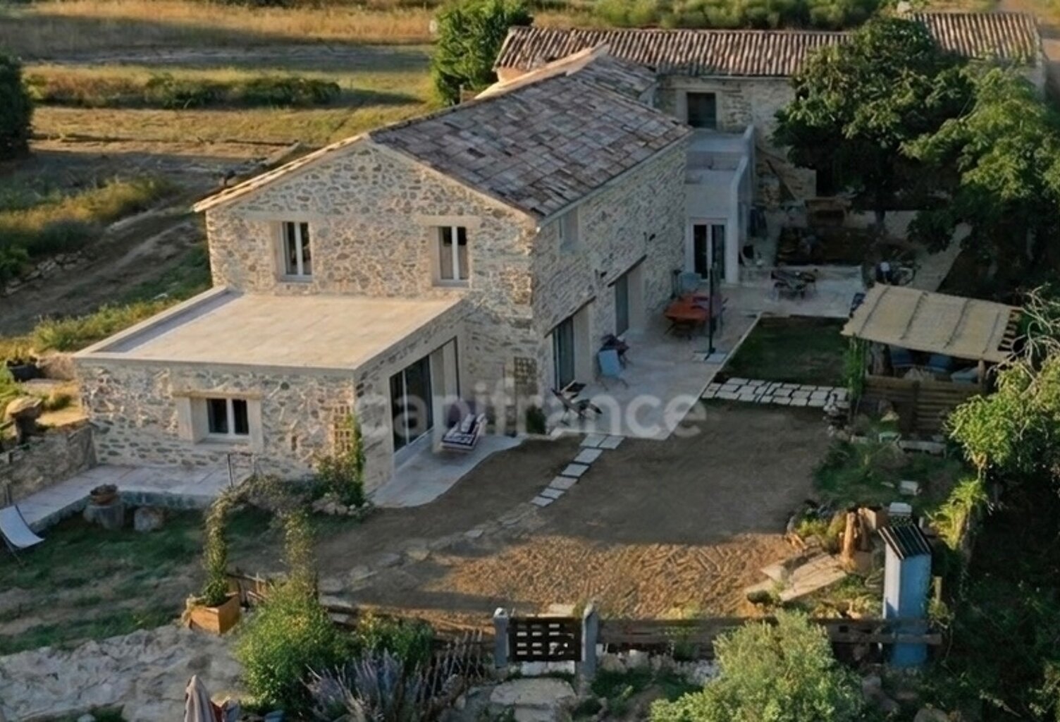 Dpt Gard (30), à vendre Propriété comprenant Mas d'habitation, activités gîtes — photo 1