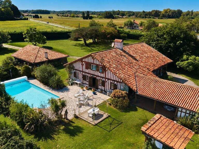Soustons, authentique maison landaise du XVIIIe, 265 m², dépendances, piscine, parc paysagé 6 800 m², à 2 minutes du centre et du lac — photo 1