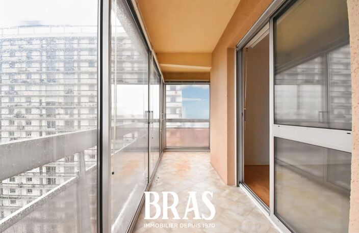 Appartement Nantes 5 pièces avec cave et garage fermé — photo 4