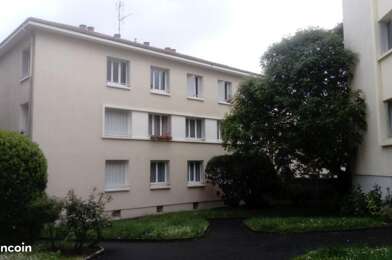 Appartement 3 pièces 670 €