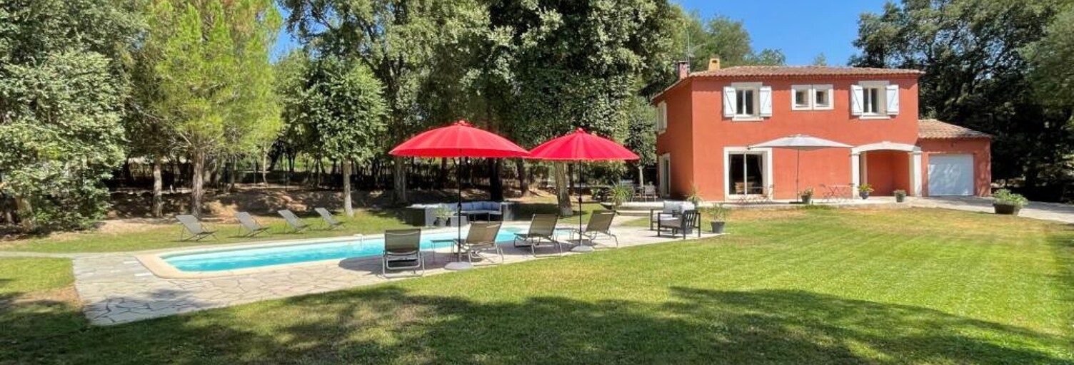 Maison 5 Pièces 115 m² à louer à Bormes-les-Mimosas (83230)