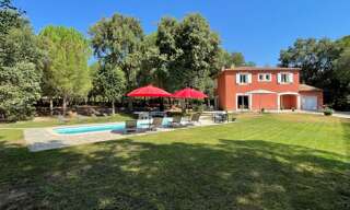 Maison 5 Pièces 115 m² à louer à Bormes-les-Mimosas (83230)