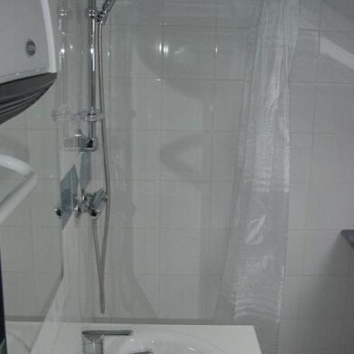 Appartement 2 pièces 790 €