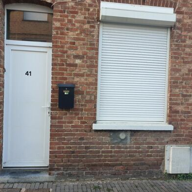 Appartement 3 pièces 710 €