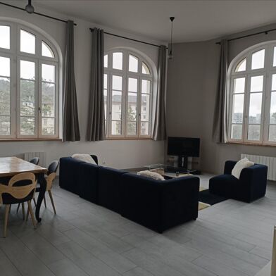 Appartement 5 pièces 1150 €